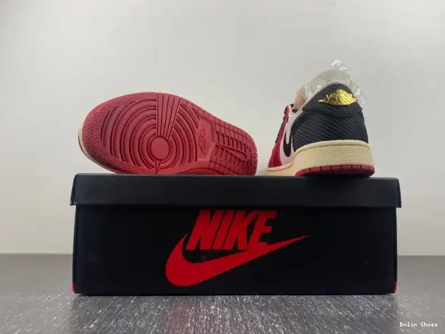 Bmlin FN0432-017 Jordan 1 OG Air Home Low Trophy x Room 0612